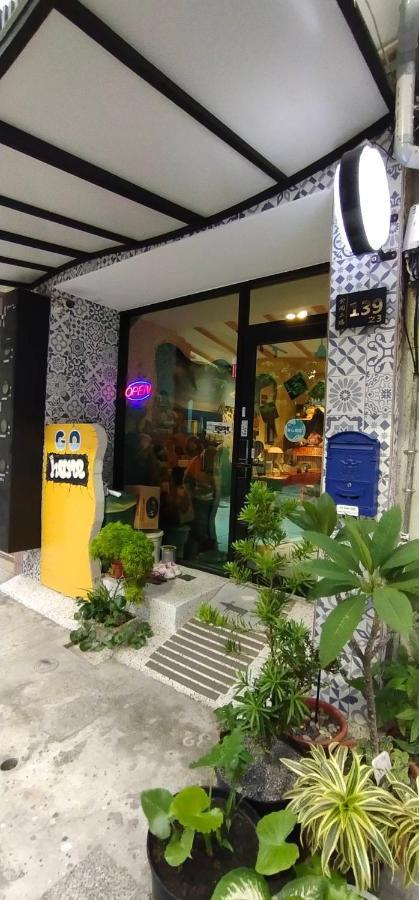 Go Home Homestay Kaohsiung Exterior photo
